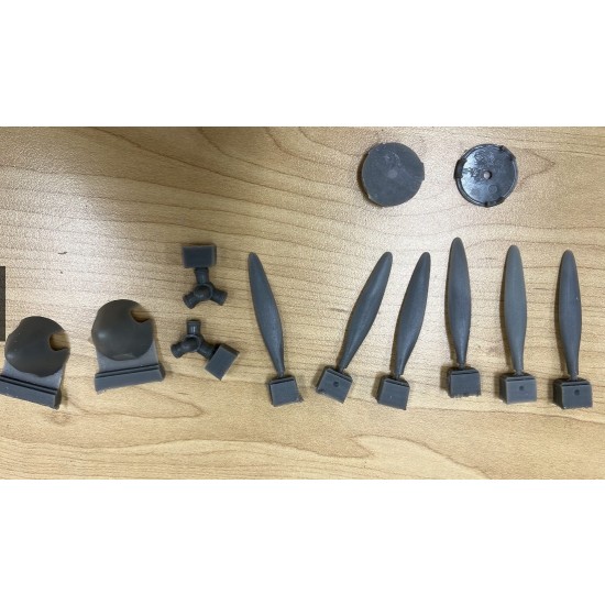 1/32 Lockheed P-38 Lightning Propeller Set for Trumpeter kits 1/32 Lockheed P-38 Lightning Propeller Set for Trumpeter kits