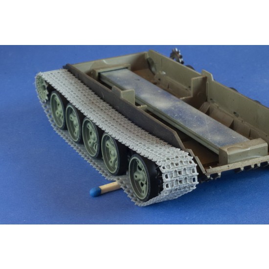 1/48 OSMh type Tracks for T-54/55/62, ZSU-23/2, Tiran 4,5,6 Achzarit early PLA Type 59/69 1/48 OSMh type Tracks for T-54/55/62, ZSU-23/2, Tiran 4,5,6 Achzarit early PLA Type 59/69