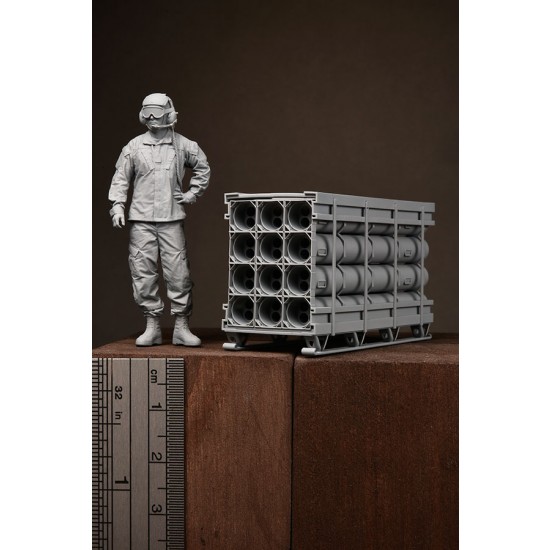 1/35 2.75 inch Rocket Hydra Pallet set with Hydra-70 1/35 2.75 inch Rocket Hydra Pallet set with Hydra-70