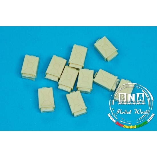 1/35 US Army 3 Gallon Oil Tanks (x10pcs) 1/35 US Army 3 Gallon Oil Tanks (x10pcs)