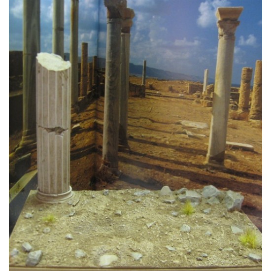 1/35 The Desert