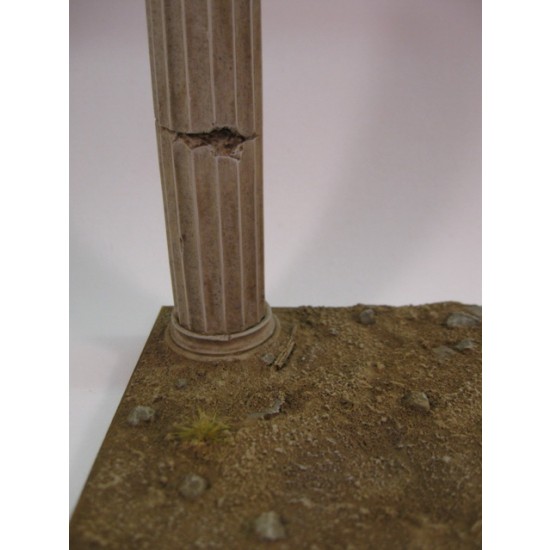 1/35 The Desert