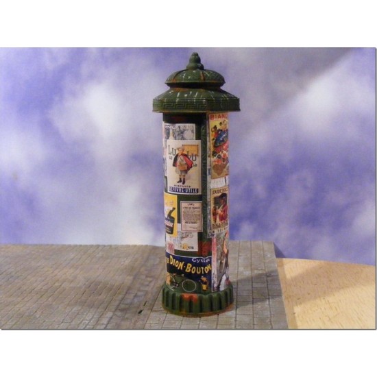 1/35 Advertising Kiosk with Poster (2 resin parts &A5 sheet of posters ) 1/35 Advertising Kiosk with Poster (2 resin parts &A5 sheet of posters )