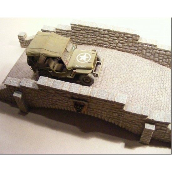 1/35 Large Stone Bridge (8 resin pcs) Size: 30x12.5x6.5cm (LxWxH) 1/35 Large Stone Bridge (8 resin pcs) Size: 30x12.5x6.5cm (LxWxH)