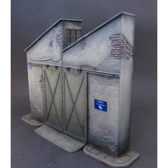 1/35 The Factory (9 resin pcs & enamel signs)