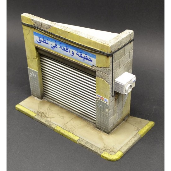 1/35 Modern/Middle Eastern Shop (3 Resin Parts+1 Decal+2 Enamel Signs) 1/35 Modern/Middle Eastern Shop (3 Resin Parts+1 Decal+2 Enamel Signs)