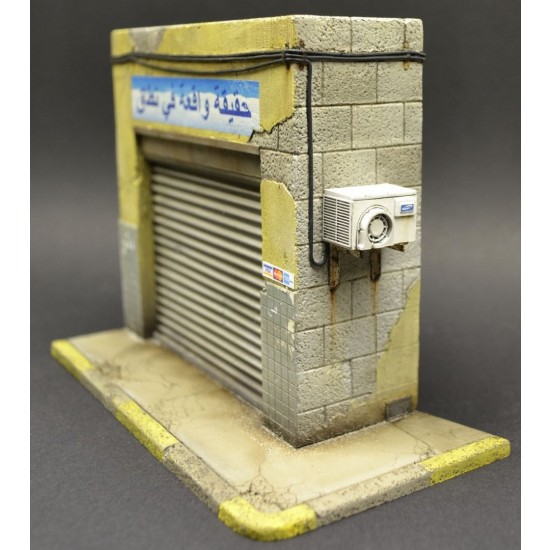 1/35 Modern/Middle Eastern Shop (3 Resin Parts+1 Decal+2 Enamel Signs) 1/35 Modern/Middle Eastern Shop (3 Resin Parts+1 Decal+2 Enamel Signs)