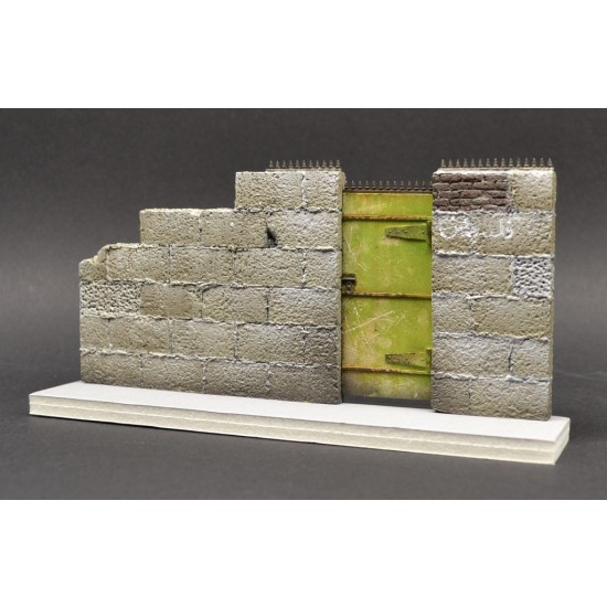 1/35 Modern/Middle Eastern Wall (3 Resin Parts+1 Decal) 1/35 Modern/Middle Eastern Wall (3 Resin Parts+1 Decal)