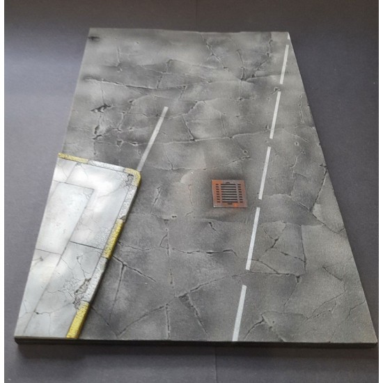 1/35 Cracked Asphalt Road (21 x 32 x 0.8cm) 1/35 Cracked Asphalt Road (21 x 32 x 0.8cm)