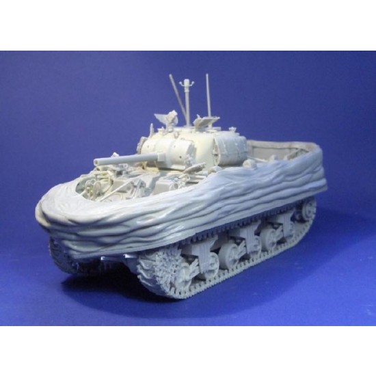 1/35 Sherman M4A4 DD with Lowered Screen (Full Resin kit) 1/35 Sherman M4A4 DD with Lowered Screen (Full Resin kit)