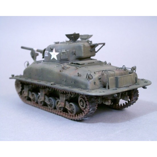 1/35 Sherman M4A1 DD (Duplex Drive) Big Hatch 1/35 Sherman M4A1 DD (Duplex Drive) Big Hatch