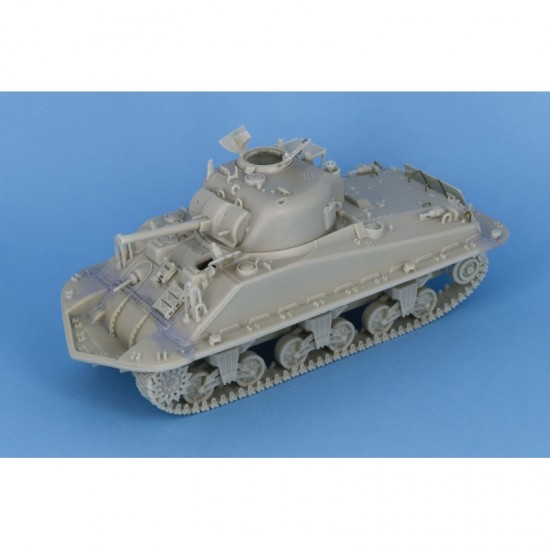 1/35 Sherman M4A4 DD Full Resin Kit 1/35 Sherman M4A4 DD Full Resin Kit