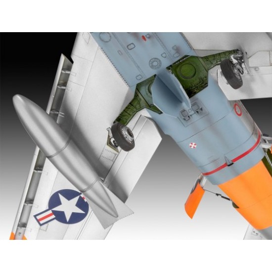 1/48 North American F-86D Dog Sabre 1/48 North American F-86D Dog Sabre