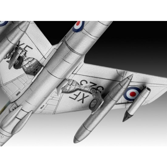 1/144 Hawker Hunter FGA.9 1/144 Hawker Hunter FGA.9