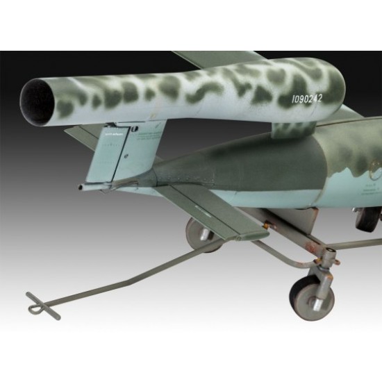 1/32 Fieseler Fi103 A/B V-1 1/32 Fieseler Fi103 A/B V-1