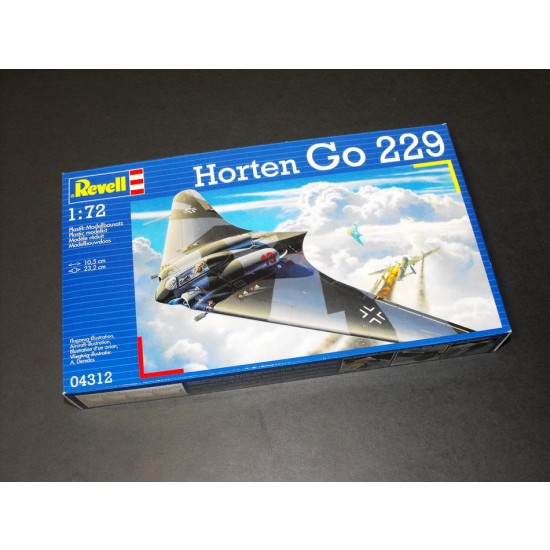 1/72 Horten Go-229 1/72 Horten Go-229