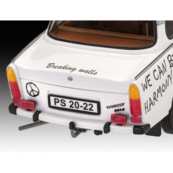 1/24 Trabant 601S Builders Choice 1/24 Trabant 601S Builders Choice
