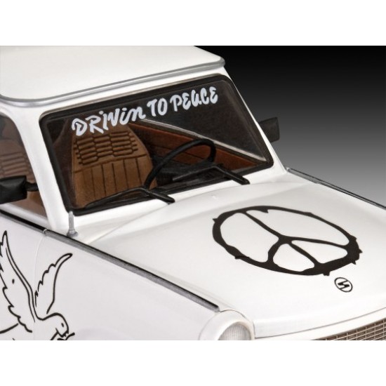 1/24 Trabant 601S Builders Choice 1/24 Trabant 601S Builders Choice