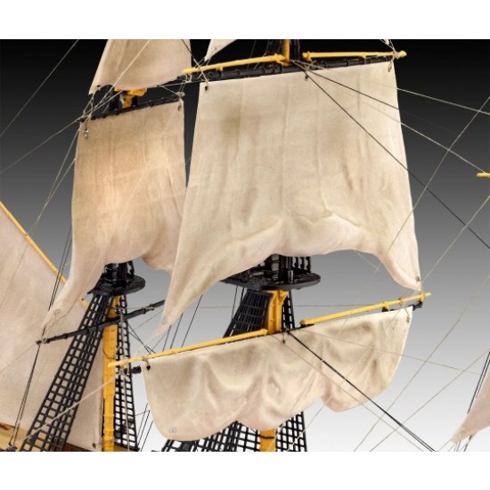 1/225 HMS Victory Model Set 1/225 HMS Victory Model Set