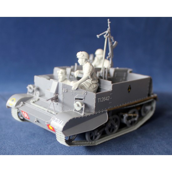1/35 Universal Carrier Mk.I with Crew 1/35 Universal Carrier Mk.I with Crew