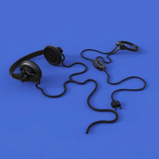 1/16 WWII German Tanker Head Phones set 1/16 WWII German Tanker Head Phones set