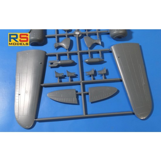 1/48 Manshu Ki-79A/B 1/48 Manshu Ki-79A/B