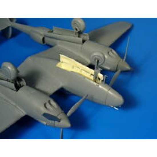 1/72 Lockheed P-38D Lightning Fighter 1/72 Lockheed P-38D Lightning Fighter