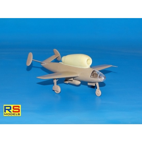 1/72 Luftwaffe/Japanese/GB Henschel Hs-132 C 1/72 Luftwaffe/Japanese/GB Henschel Hs-132 C