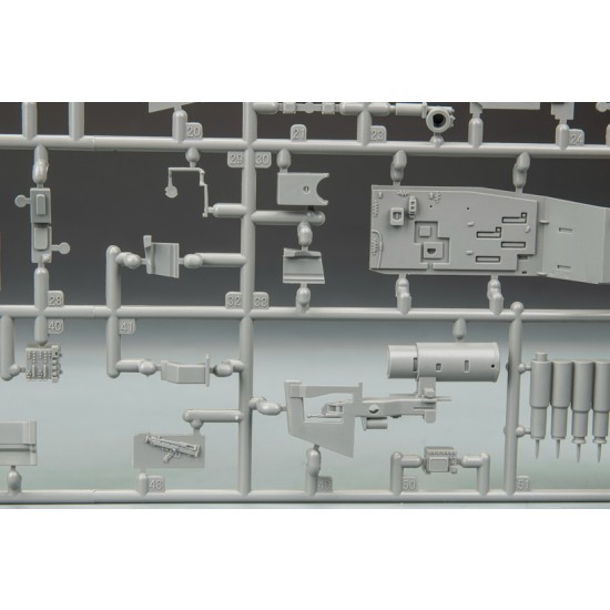 1/35 Leopard 2 A6 Main Battle Tank w/Full Interior 1/35 Leopard 2 A6 Main Battle Tank w/Full Interior