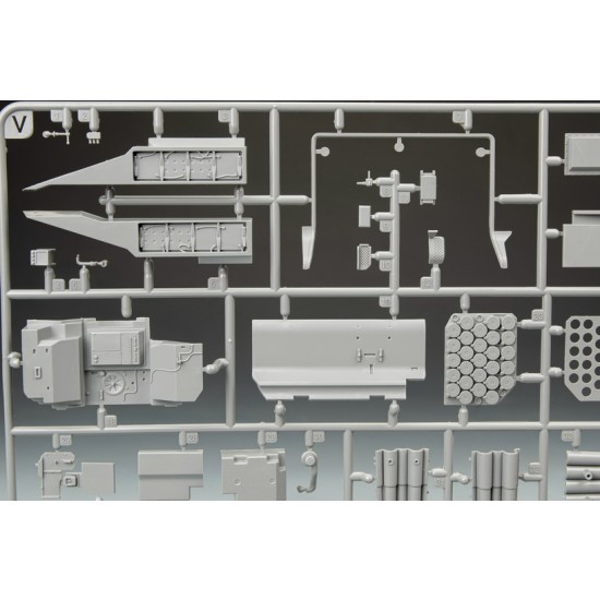1/35 Leopard 2 A6 Main Battle Tank w/Full Interior 1/35 Leopard 2 A6 Main Battle Tank w/Full Interior