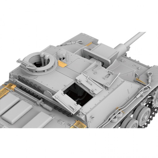 1/35 StuG. III Ausf. G Early Production w/Workable Track Links