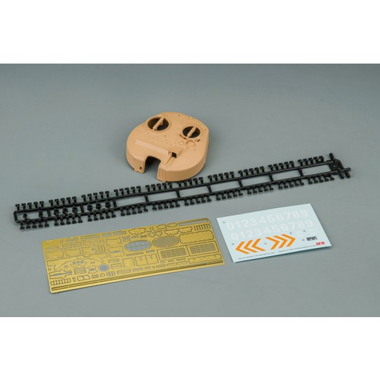 1/35 Russian Main Battle Tank T-80U 1/35 Russian Main Battle Tank T-80U