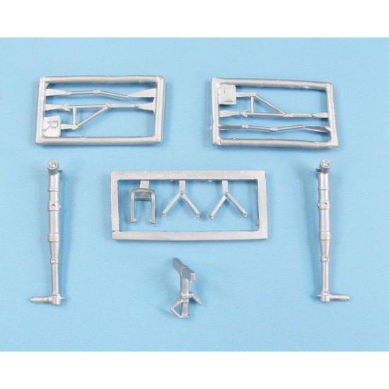 1/32 Yakovlev Yak-9T Landing Gear for ICM kits 1/32 Yakovlev Yak-9T Landing Gear for ICM kits