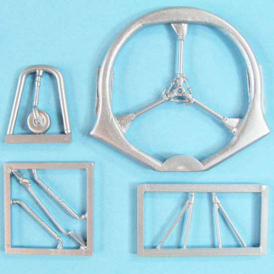 1/72 Bristol Sycamore Landing Gear & Rotor Head (white metal) 1/72 Bristol Sycamore Landing Gear & Rotor Head (white metal)