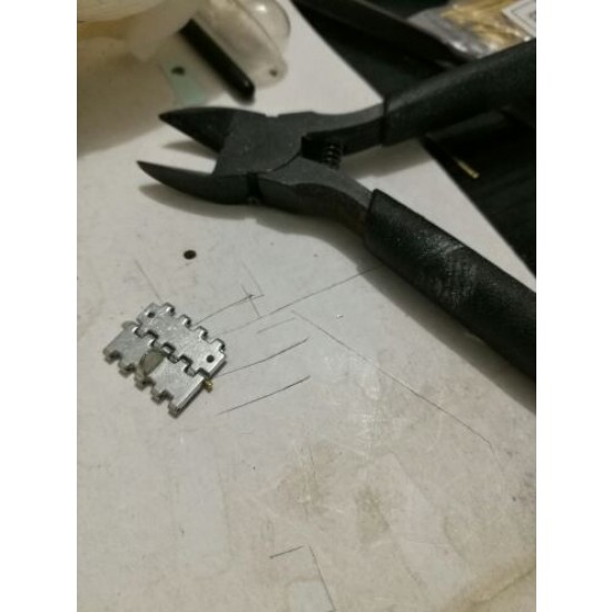1/35 T34/85 Medium Tank Metal Tracks w/Pins 1/35 T34/85 Medium Tank Metal Tracks w/Pins