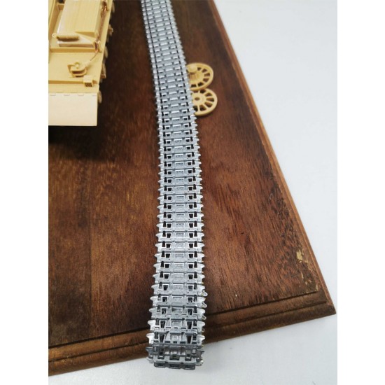 1/35 FV214 Conqueror Tank Metal Track Links w/Pins 1/35 FV214 Conqueror Tank Metal Track Links w/Pins