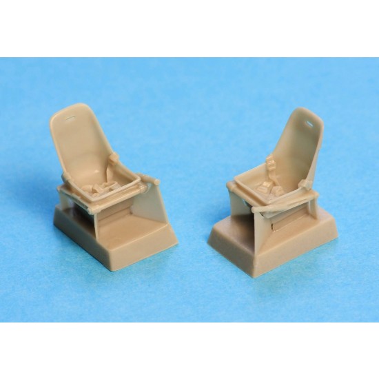1/48 Messerschmitt Bf-109 A, B, C, D, E Seats (2pcs) with Harness 1/48 Messerschmitt Bf-109 A, B, C, D, E Seats (2pcs) with Harness