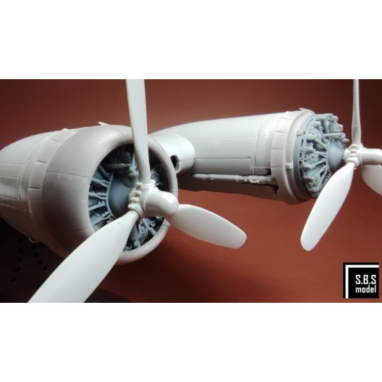 1/48 B-17 F/G Early Engine and Cowling set for HK Models 1/48 B-17 F/G Early Engine and Cowling set for HK Models