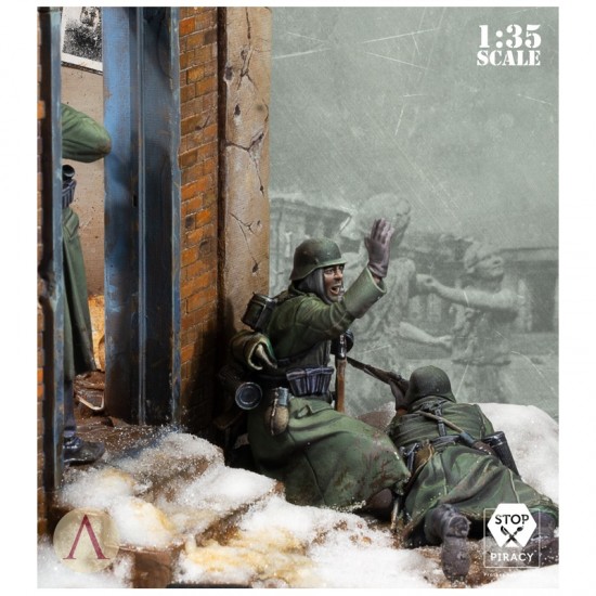 1/35 Kessel - Stalingrad 1942 (3 Wehrmacht Soldiers w/Scenery) 1/35 Kessel - Stalingrad 1942 (3 Wehrmacht Soldiers w/Scenery)