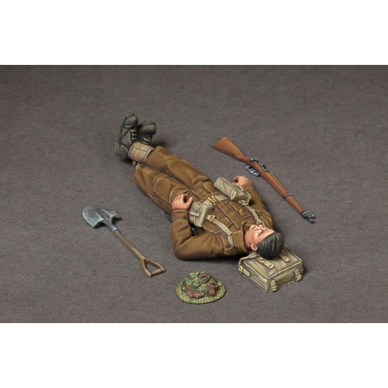 1/35 British Infantryman at Rest