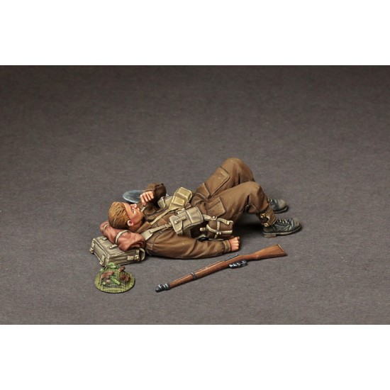 1/35 British Infantryman at Rest 1/35 British Infantryman at Rest