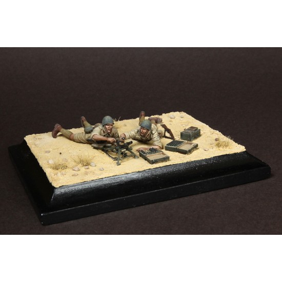 1/35 Italian 45mm Mortar Brixia Team (2 figures with mortar) 1/35 Italian 45mm Mortar Brixia Team (2 figures with mortar)