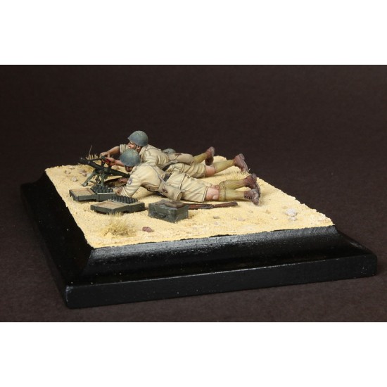 1/35 Italian 45mm Mortar Brixia Team (2 figures with mortar) 1/35 Italian 45mm Mortar Brixia Team (2 figures with mortar)