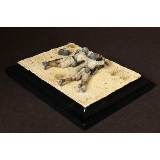 1/35 Italian 45mm Mortar Brixia Team (2 figures with mortar) 1/35 Italian 45mm Mortar Brixia Team (2 figures with mortar)