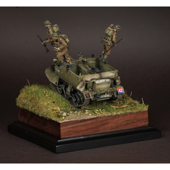 1/35 British Crew Infantrymen for Universal Carrier (4 figures) 1/35 British Crew Infantrymen for Universal Carrier (4 figures)