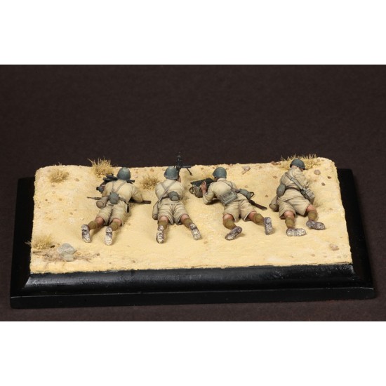 1/35 Italian Guastatori LMG Breda Mod. 30 Team (4 figures) 1/35 Italian Guastatori LMG Breda Mod. 30 Team (4 figures)