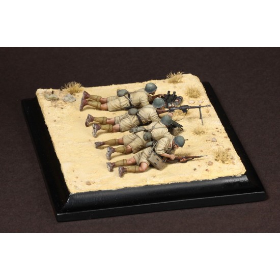 1/35 Italian Guastatori LMG Breda Mod. 30 Team (4 figures) 1/35 Italian Guastatori LMG Breda Mod. 30 Team (4 figures)