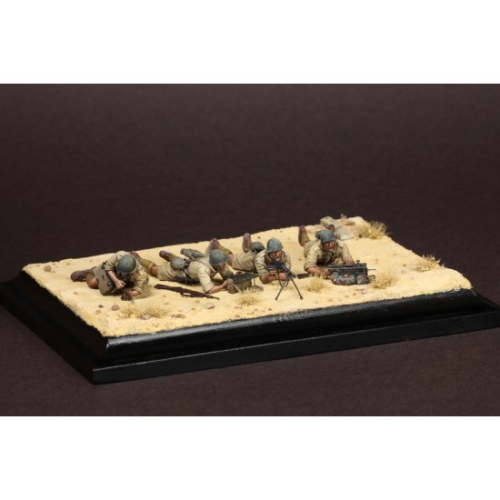 1/35 Italian Guastatori LMG Breda Mod. 30 Team (4 figures) 1/35 Italian Guastatori LMG Breda Mod. 30 Team (4 figures)