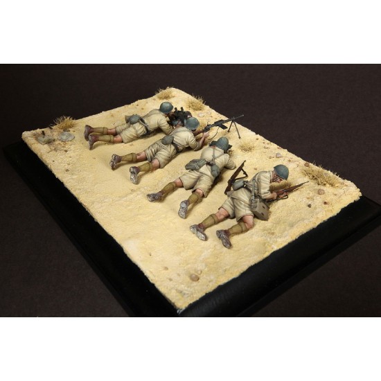 1/35 Italian Guastatori LMG Breda Mod. 30 Team (4 figures) 1/35 Italian Guastatori LMG Breda Mod. 30 Team (4 figures)