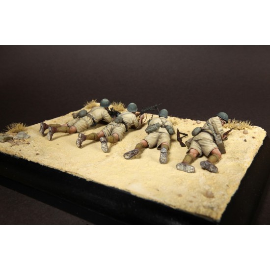 1/35 Italian Guastatori LMG Breda Mod. 30 Team (4 figures) 1/35 Italian Guastatori LMG Breda Mod. 30 Team (4 figures)